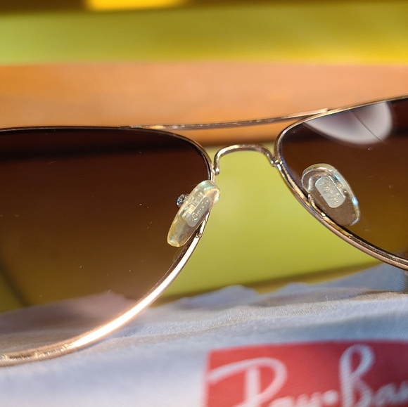 Ray-Ban sunglasses - Picture 7 of 12
